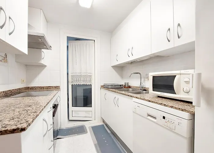 Cozy Apartment In Benicassim With Kitchen